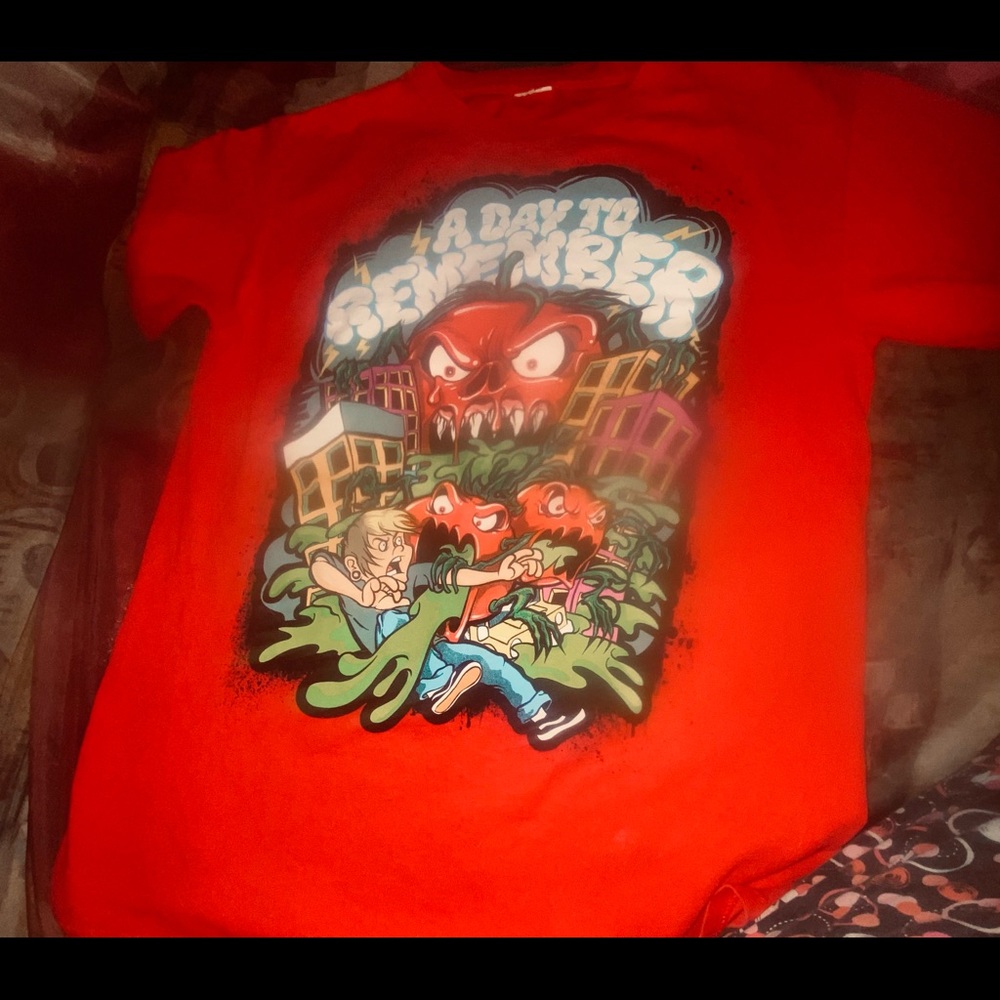 Preowned tee shirt